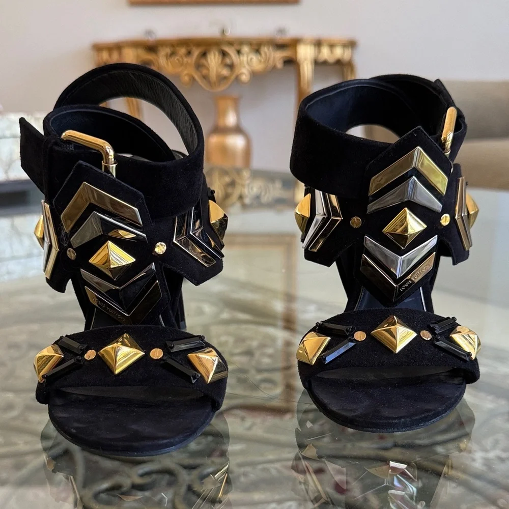 Louis Vuitton Black and Gold Geometric Heels